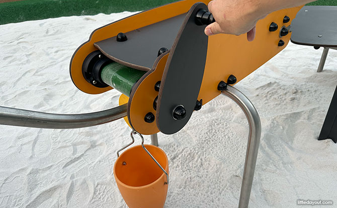 Tembusu Park: Playground With Sand Play & Flying Fox 6 Sand pit at Tembusu Park