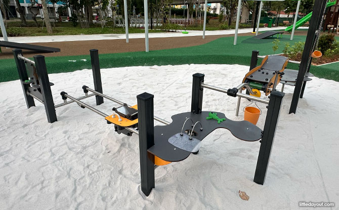Tembusu Park: Playground With Sand Play & Flying Fox 5 Sand Play Area