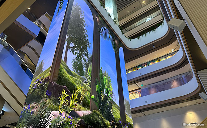 360-degree Multimedia Tower
