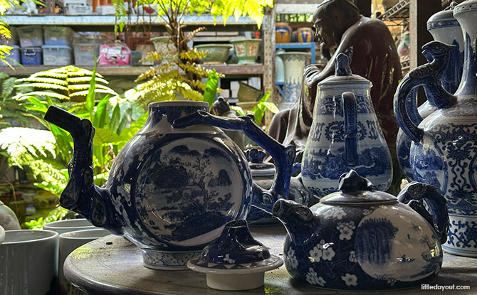 Second building at Thow Kwang Pottery Jungle