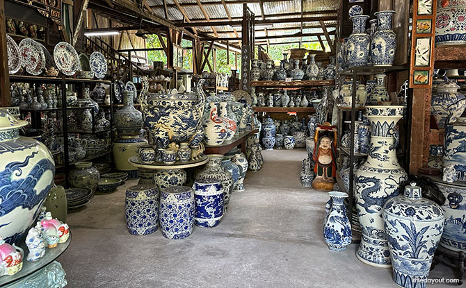 Lots to see at Thow Kwang Pottery Jungle