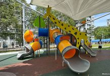 Time Park At Pasir Ris: Sheltered Giraffe Playground Time Park At Pasir Ris: Sheltered Giraffe Playground
