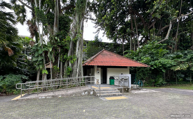 Toilets at Tiong Bahru Park
