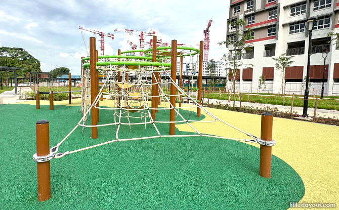 Low rope obstacles