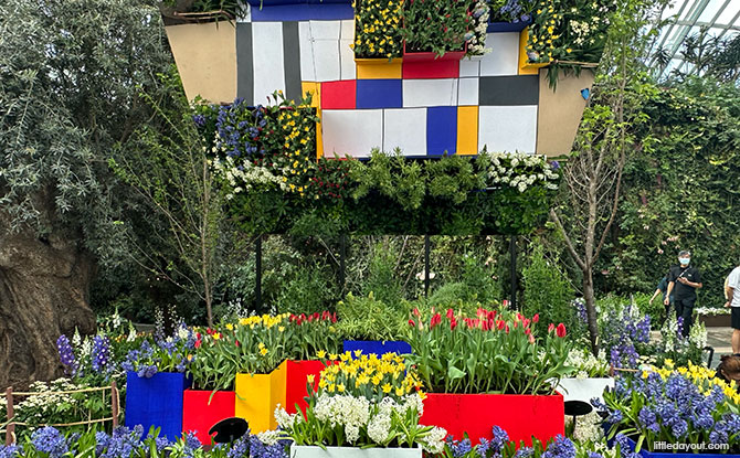 Tulipmania 2026: Gardens By The Bay Blooms With Tulips & Dutch Masters 6 Piet Mondrian display