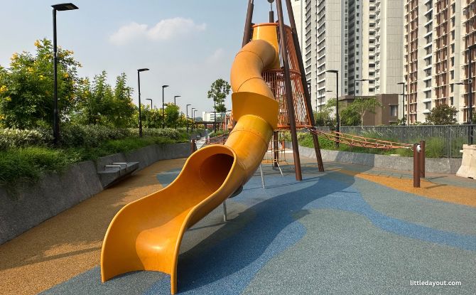 UrbanVille @ Woodlands Playground: Attap Hut & Box Tower 4 standalone tower
