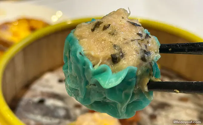 Blue-skinned Hakka Chicken Siew Mai