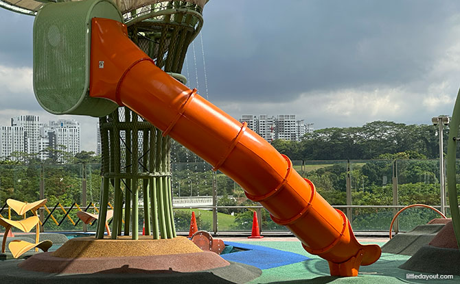 Dry Zone at Waterway Point Playground