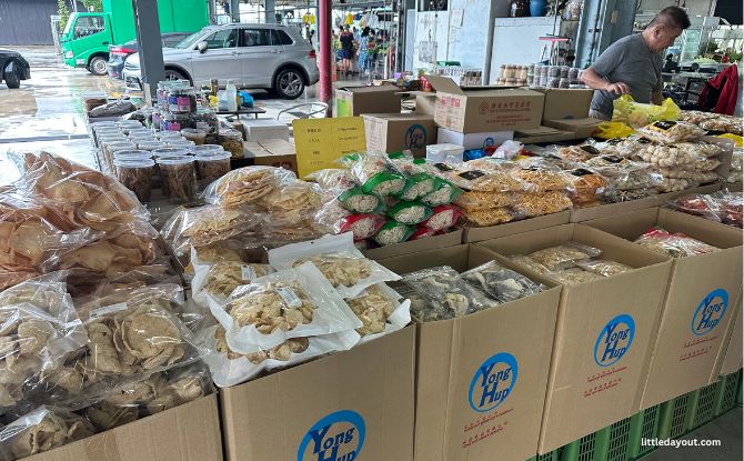 Weekend Market At Kok Fah Technology Farm: Veg Shopping & Farm Animals 3 dry goods