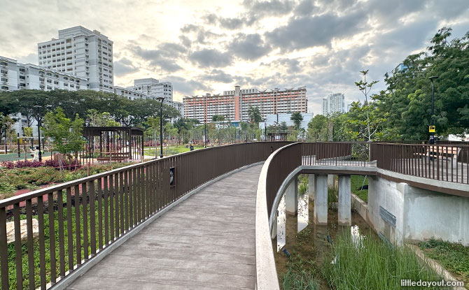 Lookout platform at Whampoa Park