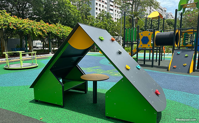 second part of the Woodlands Crescent Park playground