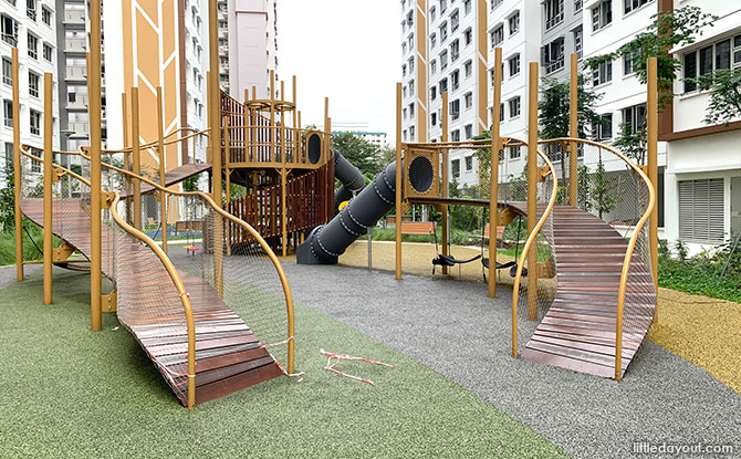 Woodlands Glade Playground: Up And Down & Round And Round