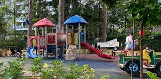 Thomson Road Playground: Park Beside United Square