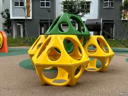 Yishun Glen Playgrounds: Three Play Areas With A Springer, Slides & See Saw