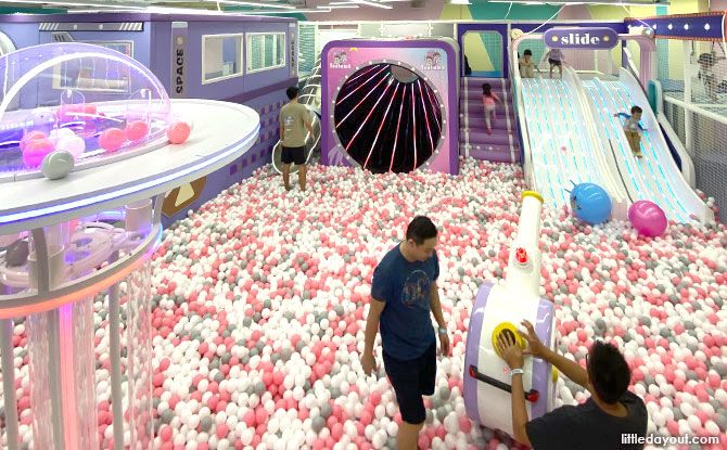 Yooland Indoor Playground At Westgate: Fun Outer Space Play With A Twist